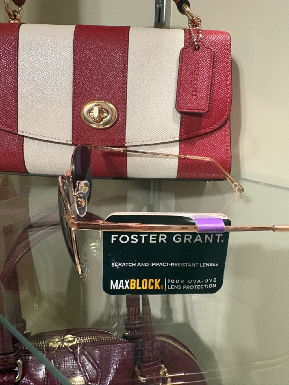 Foster Grant Rose Gold Mirrored Round Sunglasses - Picture 2 of 4